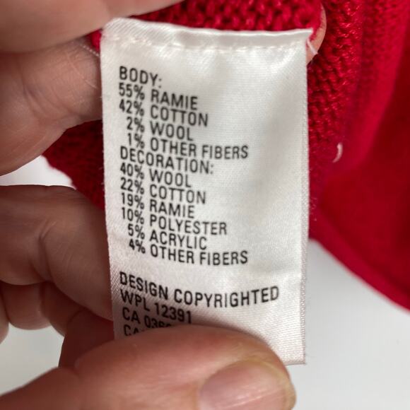 Northern Isles Sweater Women’s Large Red Christmas Santa Holiday Gifts Winter - Picture 5 of 8